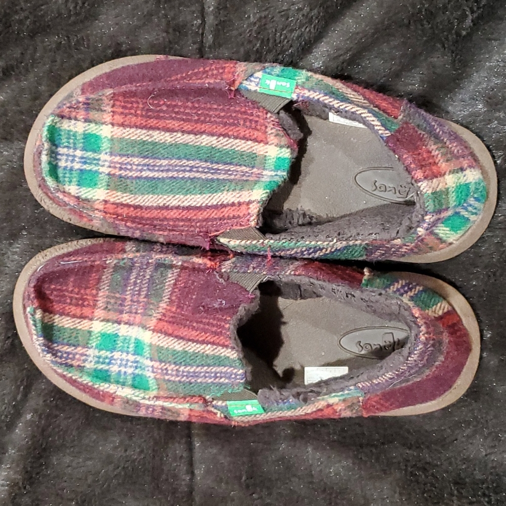Sanuk Vanabond Plaid Chill slip-on size 3